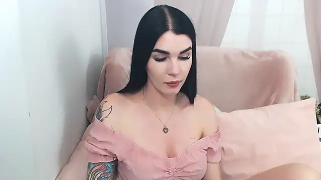 Snapshot of SofiiaBeauty chatting on June 13, 2026, 7:12 pm SofiiaBeauty online show from June 13, 2026, 7:12 pm