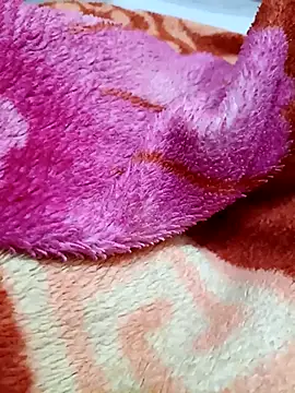 Hotty ruvi online show from October 8, 2025, 8:42 pm