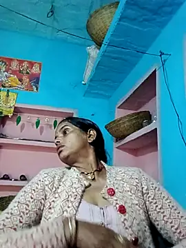 Mohni cute online show from November 30, 2025, 2:01 am