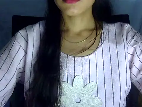 Snapshot of Shazi_1 chatting on June 5, 2026, 2:01 pm Shazi 1 online show from June 5, 2026, 2:01 pm