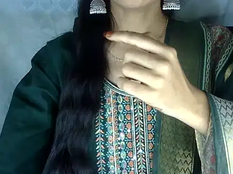 Snapshot of Shazi_1 chatting on February 10, 2026, 4:06 pm Shazi 1 online show from February 10, 2026, 4:06 pm