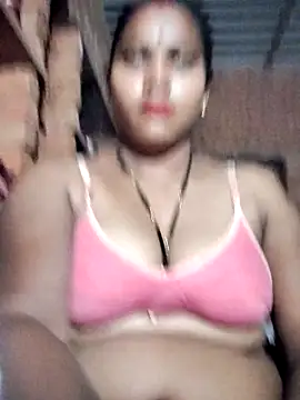 Katrina kaif143 online show from March 23, 2026, 4:18 pm