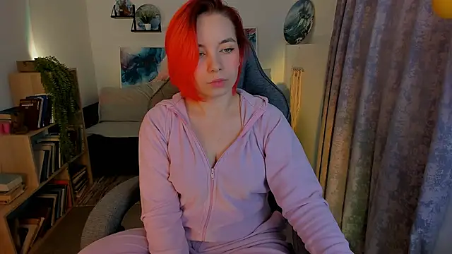 MarcelineChi online show from December 22, 2025, 11:54 am