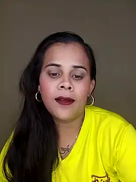 Snapshot of Naughtysilk chatting on October 16, 2025, 5:43 pm Naughtysilk online show from October 16, 2025, 5:43 pm