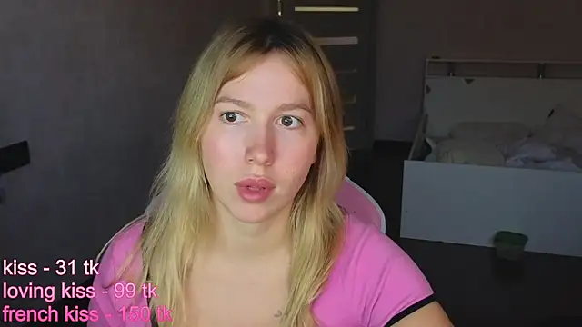 stefany and bettany online show from October 20, 2025, 1:55 pm