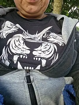 KinkySecretSlut online show from October 7, 2025, 9:27 pm