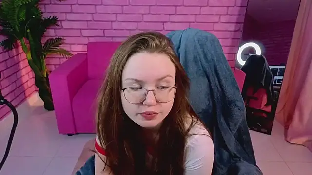 SirenaBlessing online show from October 20, 2025, 1:07 am