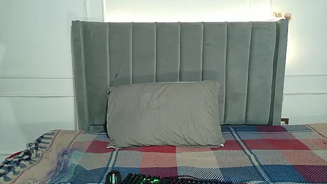 luxuryheaven 8 online show from February 6, 2026, 9:55 pm