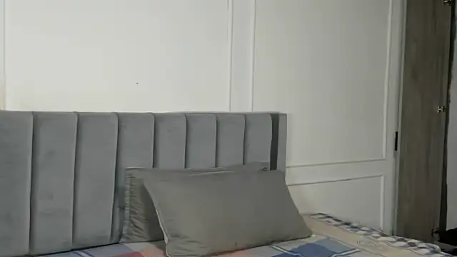 luxuryheaven 8 online show from October 24, 2025, 8:52 pm