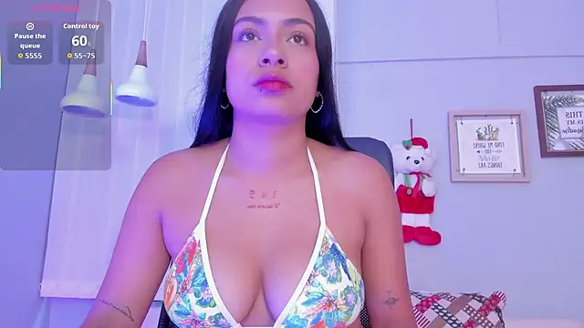 Snapshot of Lilo_Rose chatting on November 21, 2025, 12:26 pm Lilo Rose online show from November 21, 2025, 12:26 pm