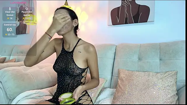 Snapshot of Samara_Smith04 chatting on October 7, 2025, 10:44 pm Samara Smith04 online show from October 7, 2025, 10:44 pm