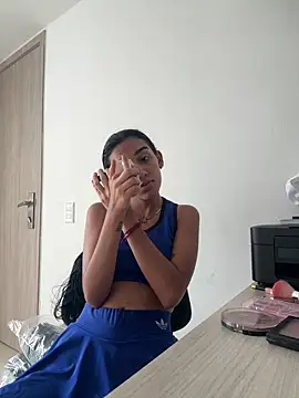 Snapshot of Samara_Smith04 chatting on October 31, 2025, 6:48 pm Samara Smith04 online show from October 31, 2025, 6:48 pm