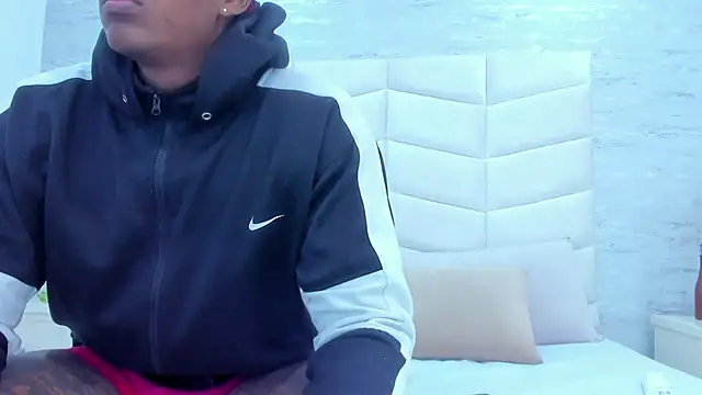 jax black online show from October 9, 2025, 8:31 pm