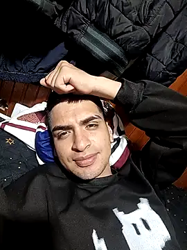 Snapshot of daniandr119 chatting on October 4, 2025, 2:46 am daniandr119 online show from October 4, 2025, 2:46 am