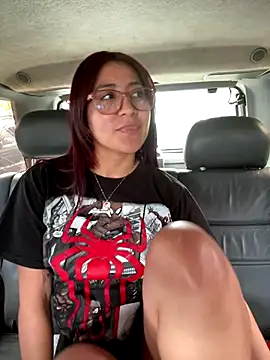 Snapshot of saramooon chatting on November 3, 2025, 2:31 pm saramooon online show from November 3, 2025, 2:31 pm