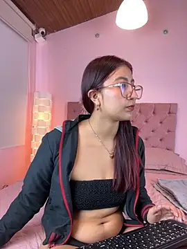 Snapshot of saramooon chatting on October 28, 2025, 1:32 pm saramooon online show from October 28, 2025, 1:32 pm