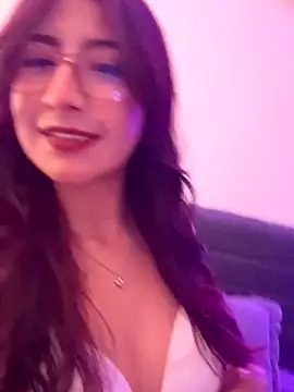 Snapshot of saramooon chatting on November 15, 2025, 1:15 pm saramooon online show from November 15, 2025, 1:15 pm