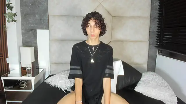 Scaarlett 22  online show from January 11, 2026, 8:16 pm