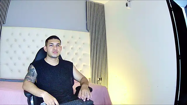 venedic bull online show from October 20, 2025, 9:04 pm