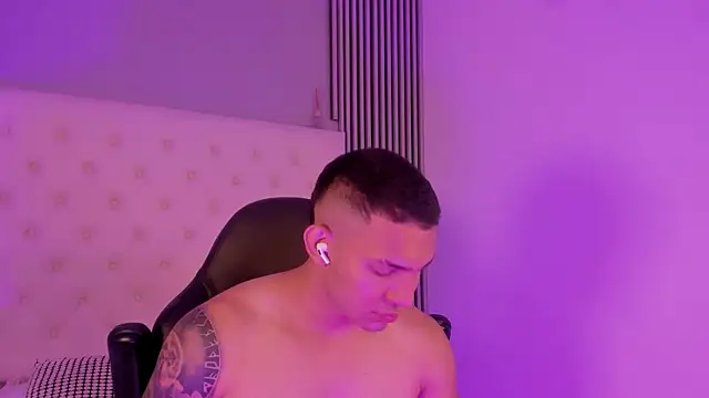 venedic bull online show from February 18, 2026, 4:10 am