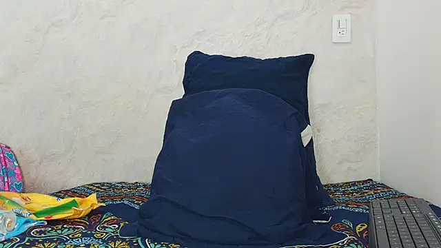 ashly mr online show from October 1, 2025, 11:58 am