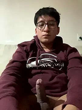 Snapshot of LAngel21 chatting on January 9, 2026, 3:57 am LAngel21 online show from January 9, 2026, 3:57 am