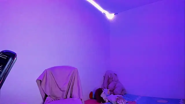 Lia0109 online show from October 19, 2025, 5:26 pm