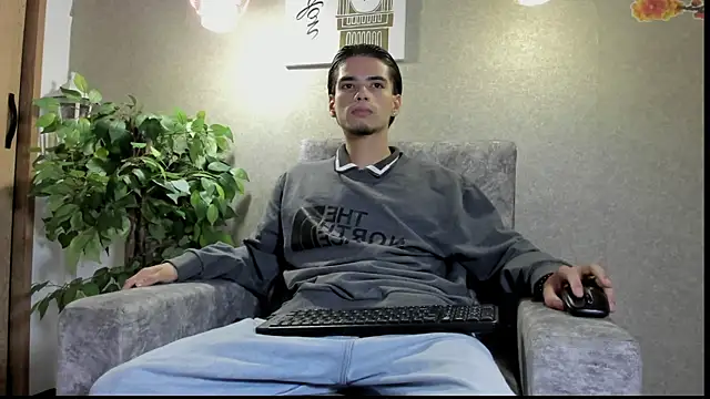 Axelwiliams online show from December 3, 2025, 6:47 am