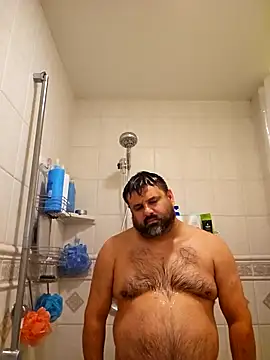 Roddog18 online show from October 4, 2025, 7:32 am