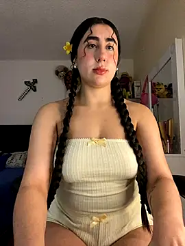 Miichii online show from October 21, 2025, 2:11 am