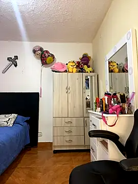 Miichii online show from October 8, 2025, 12:12 am