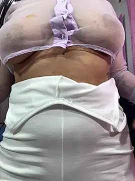 Miichii online show from February 13, 2026, 1:27 am