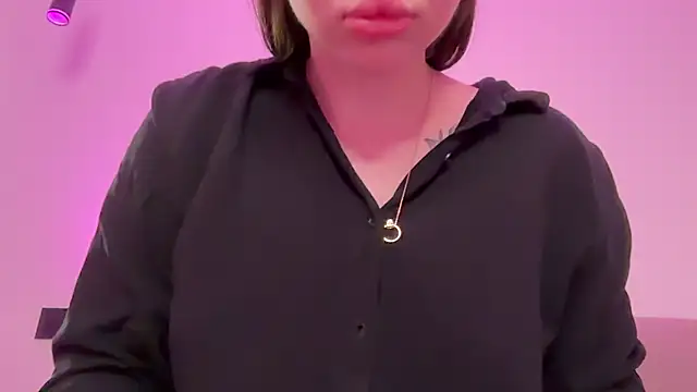 AlmaryKim online show from March 27, 2026, 8:10 pm