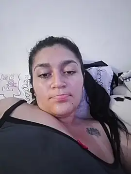 alejitasweet online show from November 2, 2025, 5:01 am