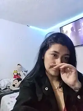 alejitasweet online show from November 1, 2025, 4:52 am