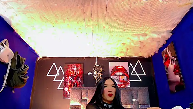 Fersexy Dolls online show from October 6, 2025, 4:13 am