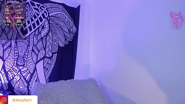 Anny ferrer1 online show from December 4, 2025, 9:58 pm