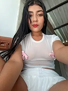 Sweed-virgin-pussy online show from April 19, 2026, 6:43 pm