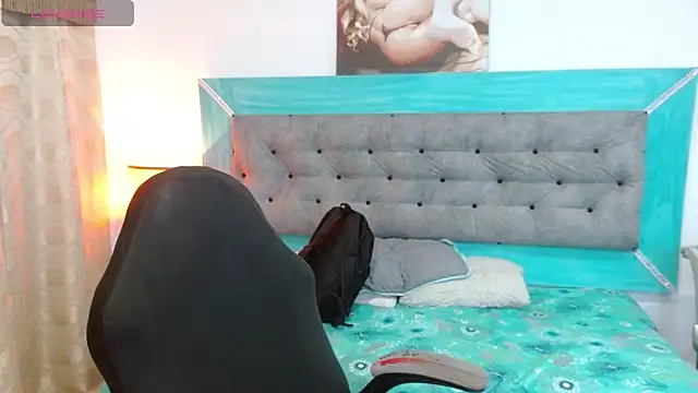 roxx iie online show from October 6, 2025, 2:35 am