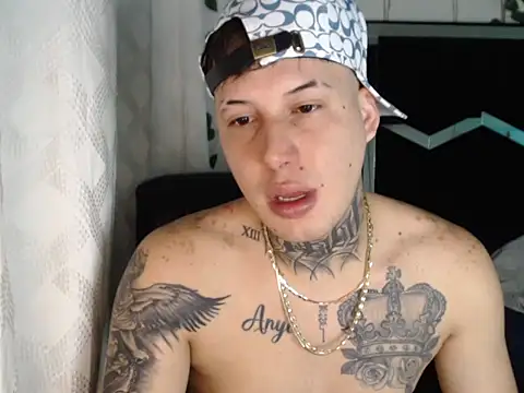 monster Dickdr online show from December 3, 2025, 1:06 am