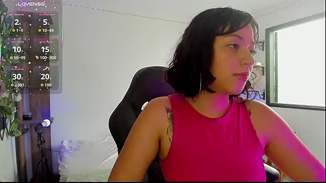 Snapshot of Kora_Red69 chatting on March 4, 2026, 2:03 pm Kora Red69 online show from March 4, 2026, 2:03 pm