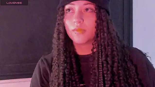 Snapshot of Kora_Red69 chatting on February 9, 2026, 1:42 pm Kora Red69 online show from February 9, 2026, 1:42 pm