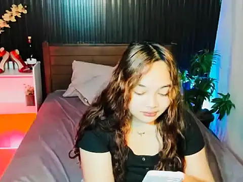 UrFavouriteCravings online show from October 16, 2025, 9:56 pm