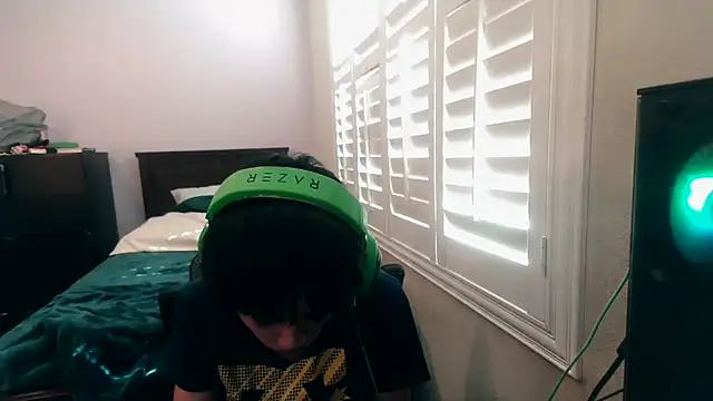 youngasianboy2007 online show from October 8, 2025, 7:47 pm