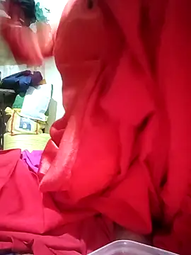 LOVE-VIKA online show from November 21, 2025, 7:07 am