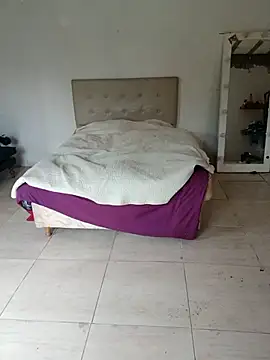 Snapshot of Benditofetiche chatting on November 20, 2025, 8:42 pm Benditofetiche online show from November 20, 2025, 8:42 pm