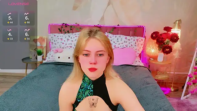 Stellahaart online show from October 17, 2025, 5:44 am