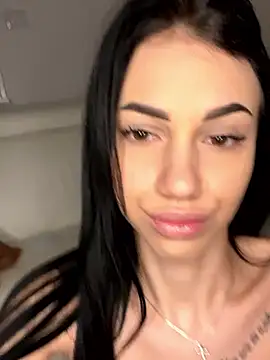 ilariea girl online show from January 8, 2026, 11:22 pm