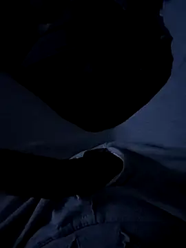 fred77183 online show from October 5, 2025, 10:33 pm