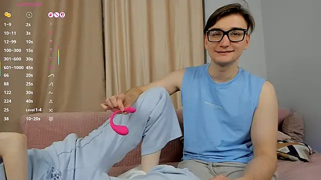 LoversFire online show from October 31, 2025, 2:24 pm